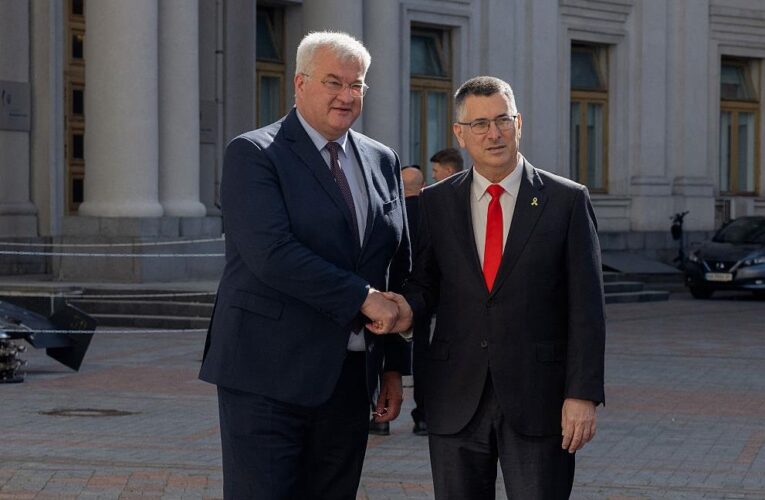 Україна і Ізраїль започаткували діалог щодо Ірану – Сибіга