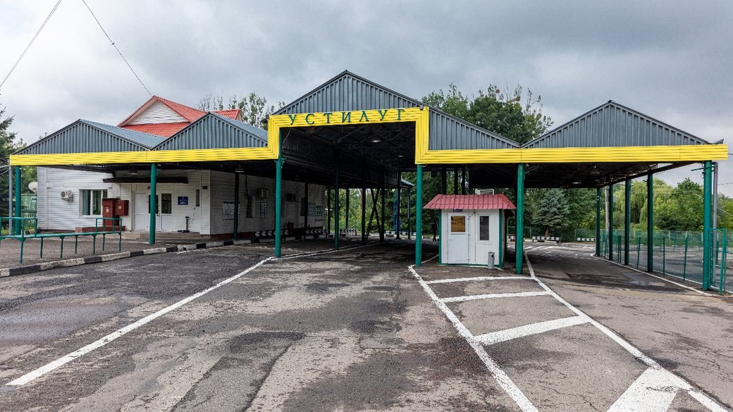 Новини України - Українцям радять тимчасово уникати перетину кордону з Польщею в Устилузі