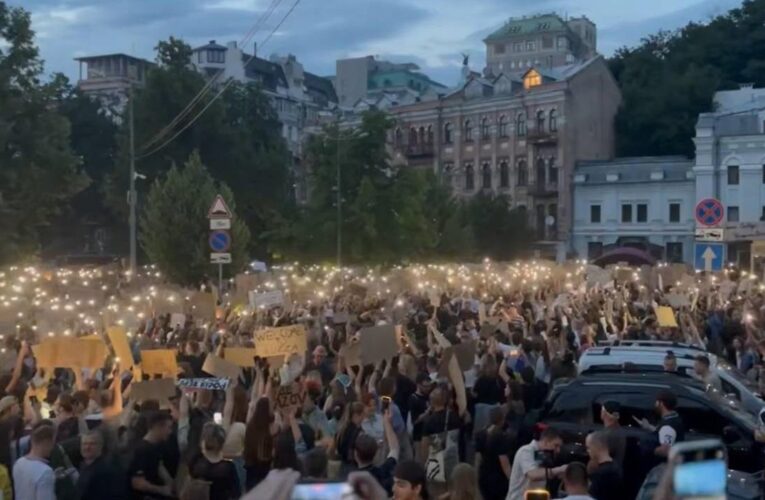 Україну сколихнули акції протесту