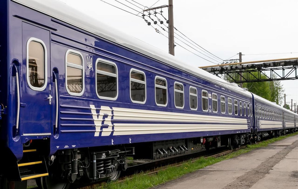 Новини бізнесу - Укрзалізниця анонсувала нові рейси на серпень