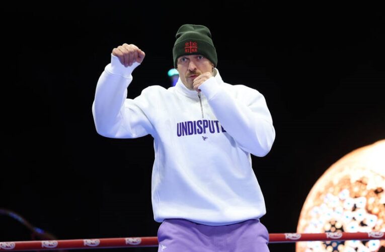 Усик зазначив, з ким із британців було найважче боксувати