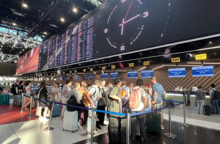 В аеропортах РФ виник колапс через атаку дронів