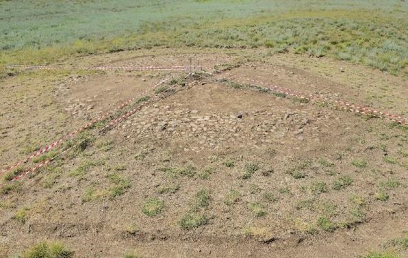 Технології - В Азербайджані виявили курган воїна віком 3800 років