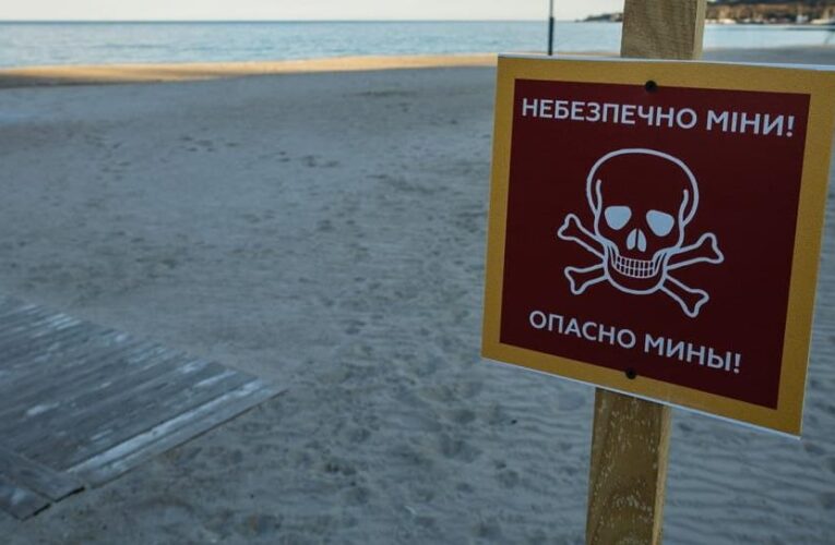 В Коблево поблизу берега вибухнула морська міна