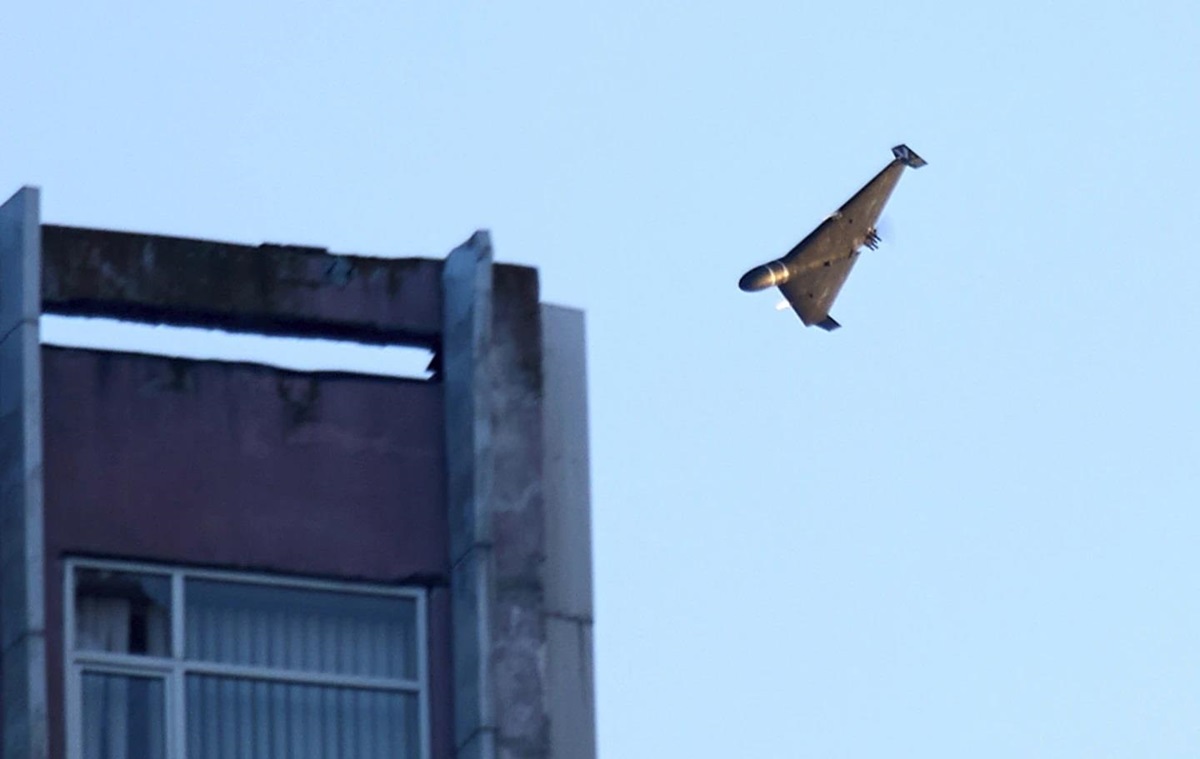 Новини України - В Одесі вісім поранених через атаку "шахедів"