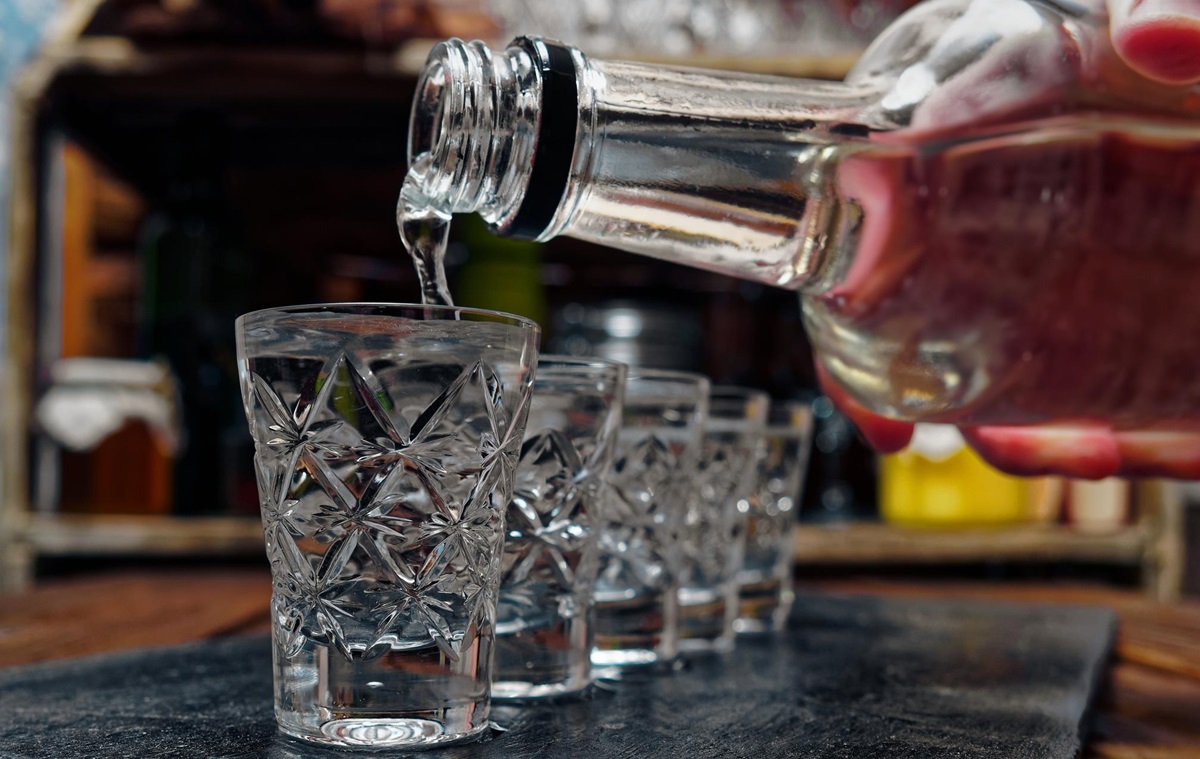 Новини бізнесу - В Росії фіксують падіння виробництва горілки