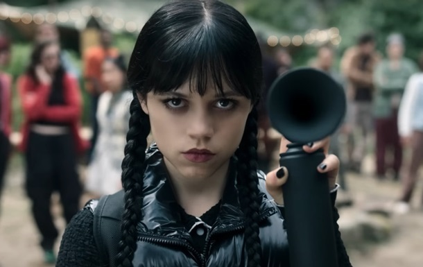 Новини культури - Венздей продовжили на третій сезон