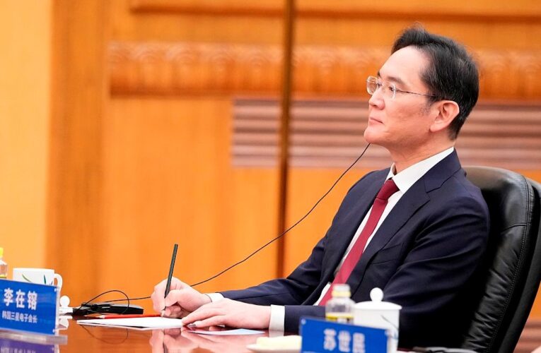 Верховний суд Південної Кореї повністю виправдав главу Samsung