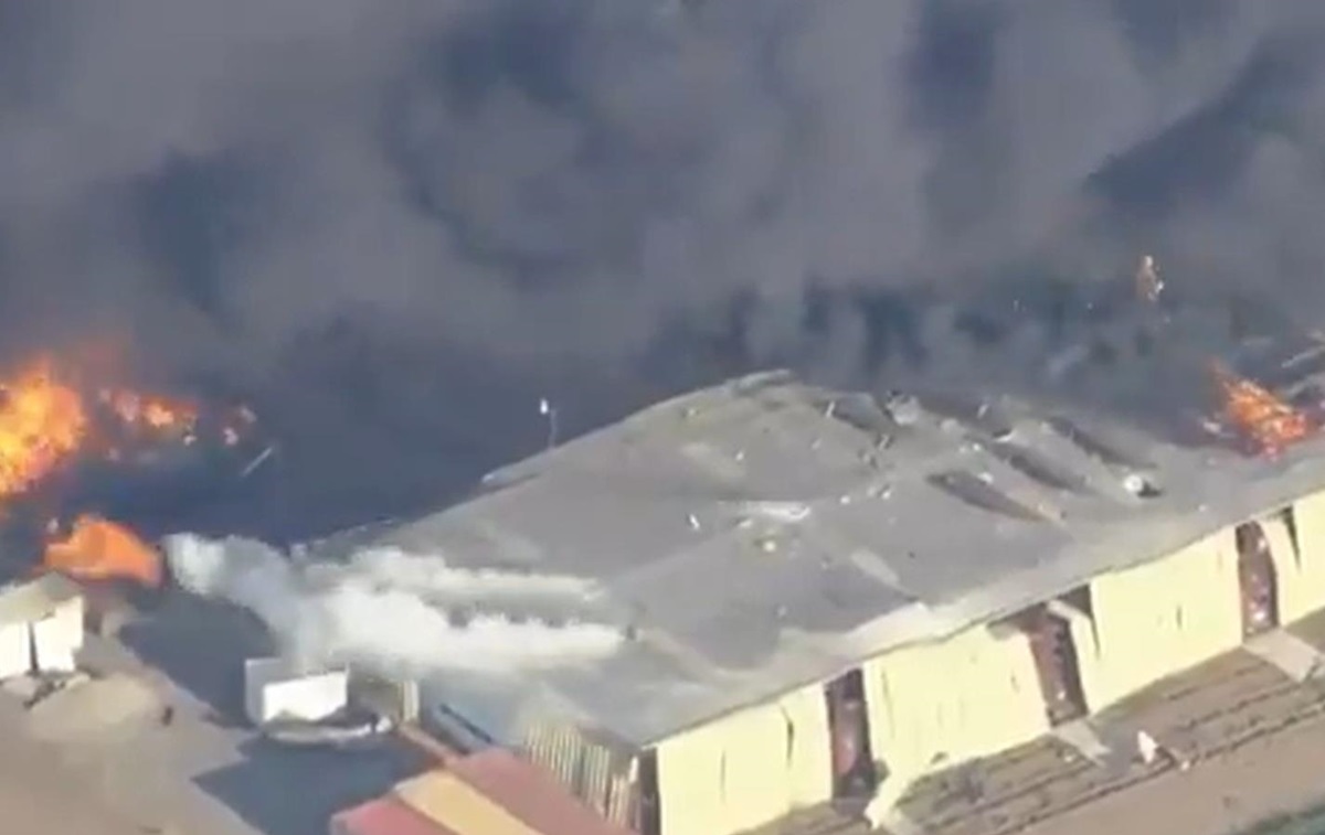 Новини світу - Вибух на складі феєрверків у США: сім людей зникли безвісти