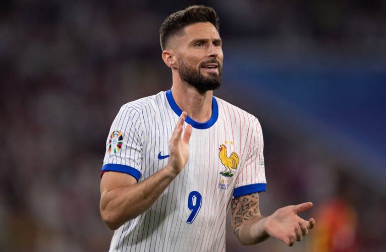 Віковий найкращий бомбардир Франції продовжить кар’єру в Ліллі