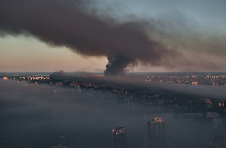 Внаслідок атаки Росії у Києві забруднене повітря