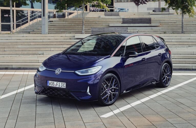 Volkswagen запустив виробництво спецверсії електрокара ID.3 GTX FIRE+ICE