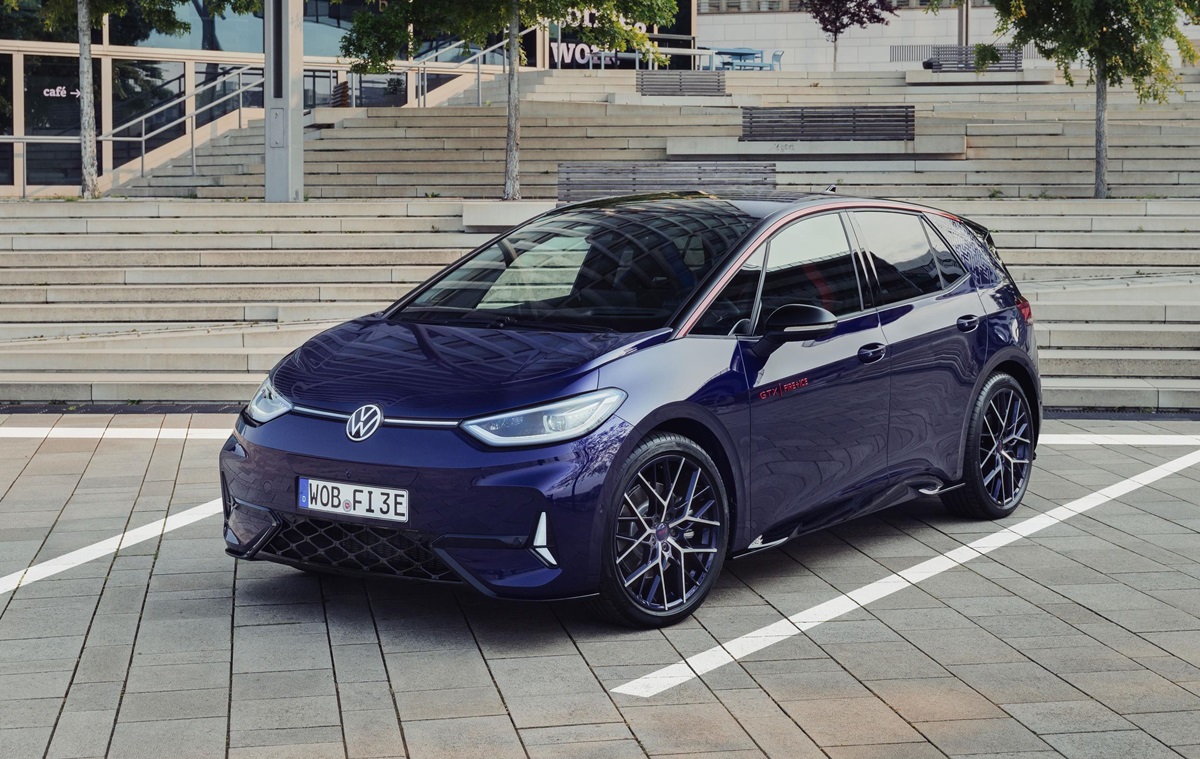 Авто новини - Volkswagen запустив виробництво спецверсії електрокара ID.3 GTX FIRE+ICE