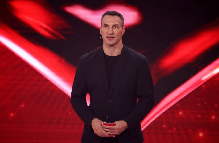 Володимир Кличко відреагував на тріумф Усика у поєдинку з Дюбуа