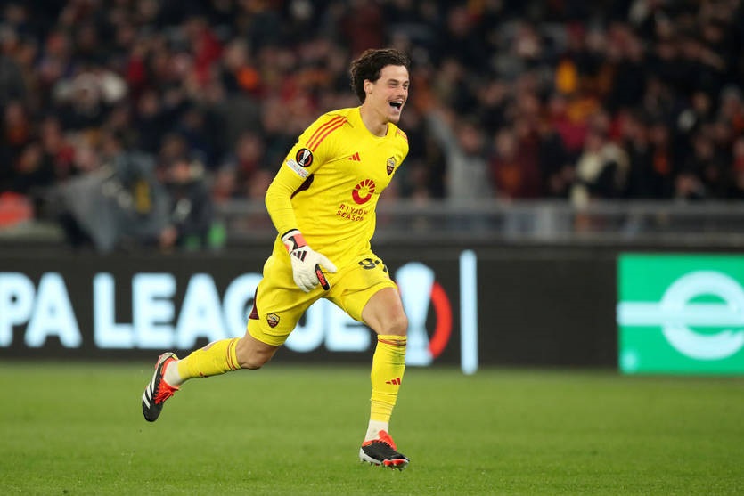 Новини спорту - Воротар Роми залишиться в клубі ще на п’ять сезонів