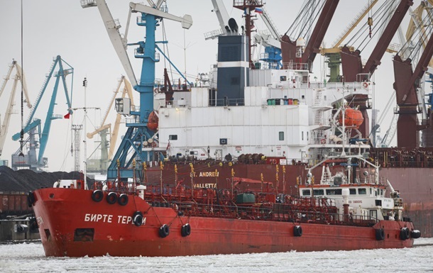 Новини світу - ЄК розробляє плаваючу стелю ціни на нафту РФ - ЗМІ