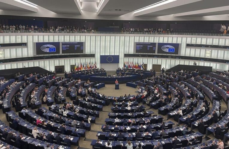 Євросоюз погрожує США 30% митами