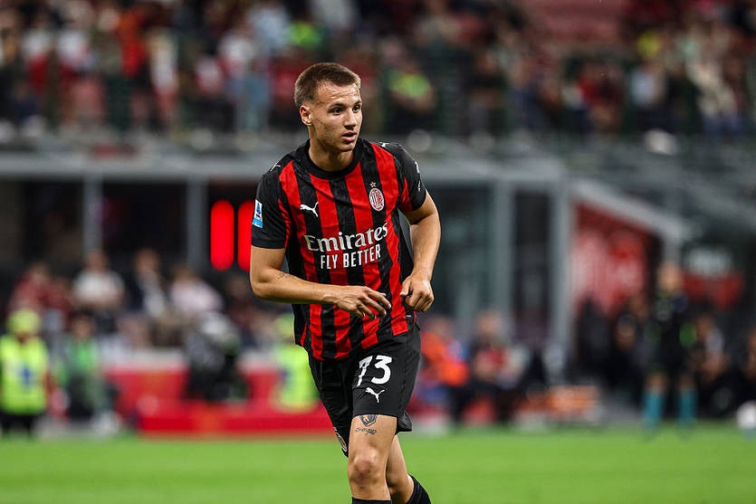 Новини спорту - Юний форвард Мілана відправляється в оренду