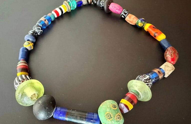 З України намагалися вивезти давньоруські намистини