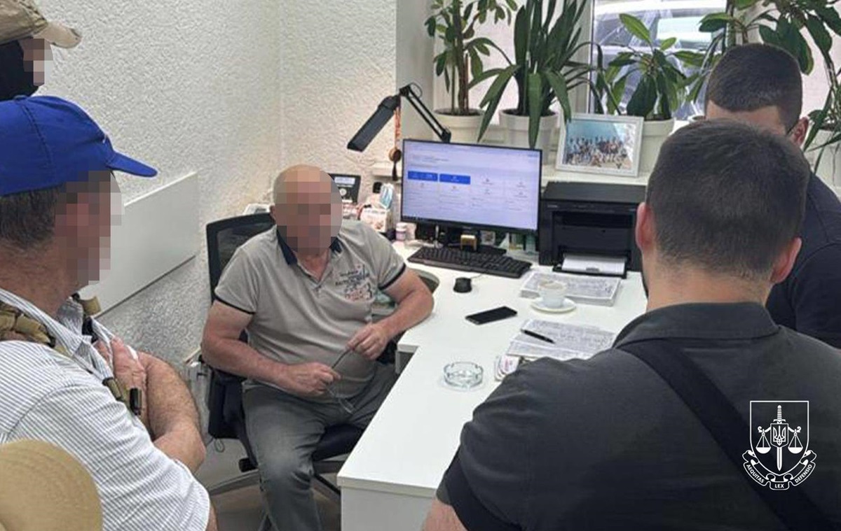 Новини Києва - За гроші оформлювали "інвалідність": у Києві затримано керівництво лікарні