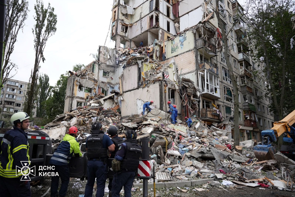 Новини Києва - Загиблі та сто пошкоджених локацій. Удар по Києву