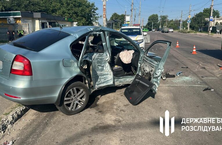 Загинула 16-річна дівчина: у Житомирі правоохоронець скоїв смертельну ДТП