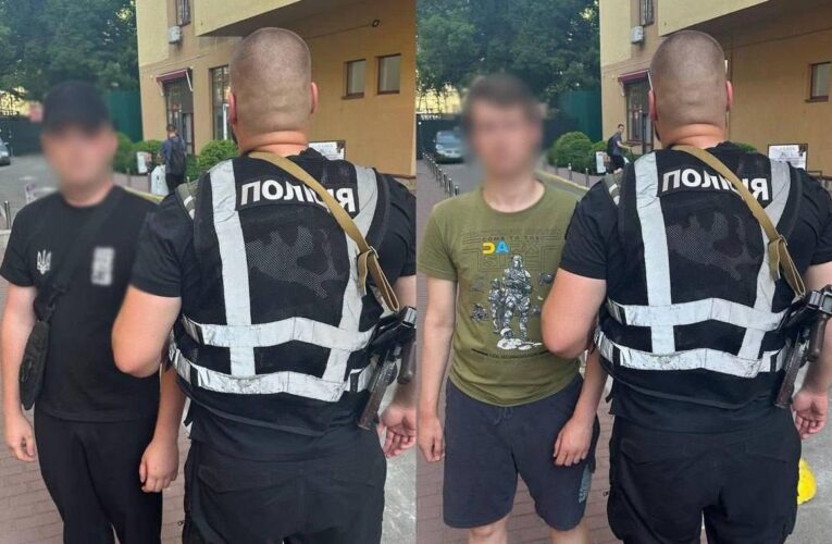 Затримано двох іноземців за демонстрацію нацистської символіки у Києві