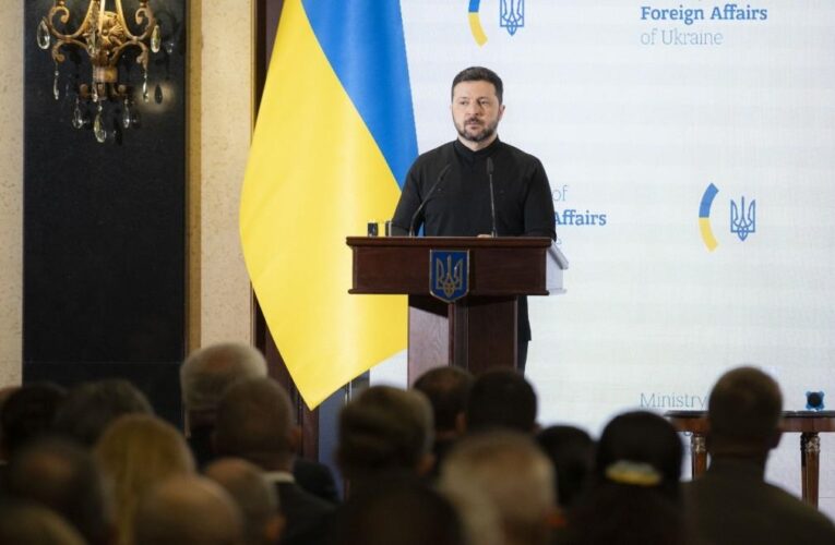 Зеленський назвав п’ять завдань дипломатії України