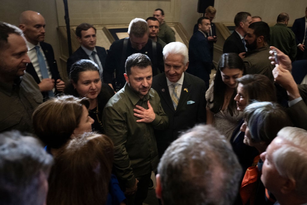 Новини України - Зеленський обговорив з Трампом заміну посла у США - ЗМІ