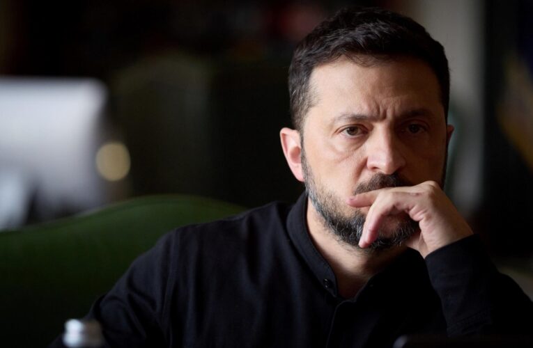 Зеленський обговорив зі Стармером підготовку закону про НАБУ і САП