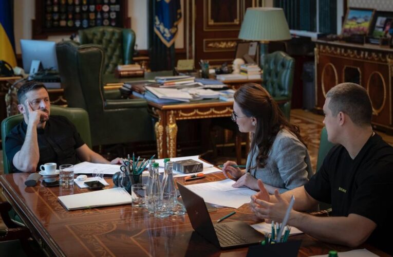 Зеленський провів нараду щодо нового уряду