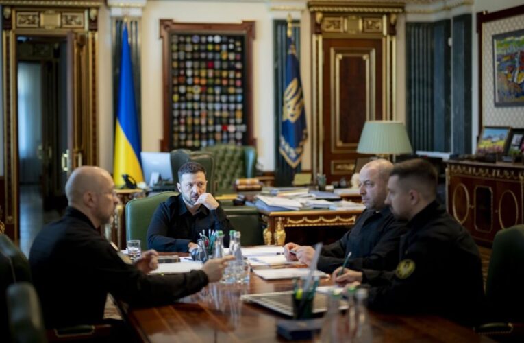 Зеленський провів нараду щодо оборонної сфери