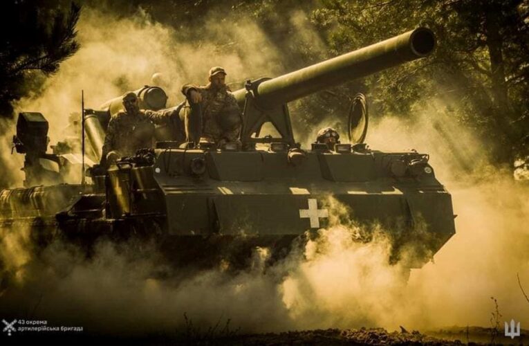 Зеленський схвалив продовження воєнного стану