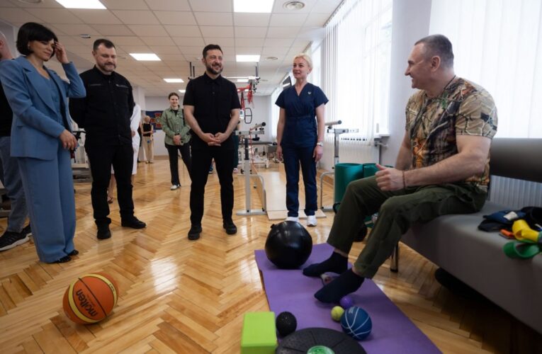 Зеленський відвідав реабілітаційний центр МВС