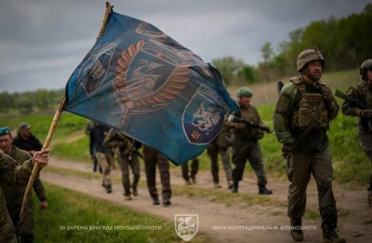 Зеленський запропонував продовжити воєнний стан