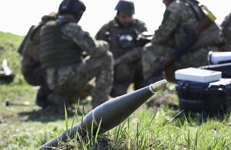 Зеленський заявив про дефіцит у $65 млрд на рік