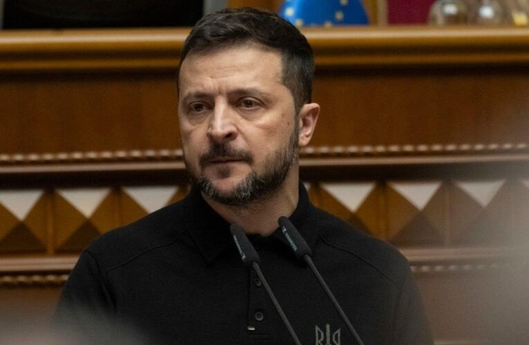 Зеленський зробив заяву про терміни служби в ЗСУ