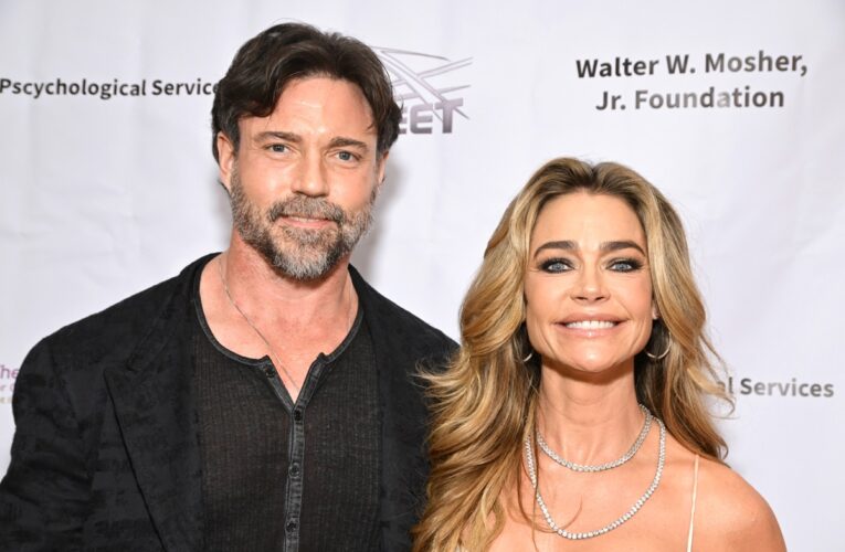 Зірка Бонда Деніз Річардс розлучається після шести років шлюбу