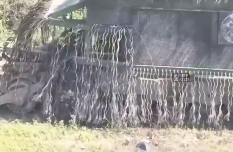 ЗСУ показали трофейний російський “танк-монстр”