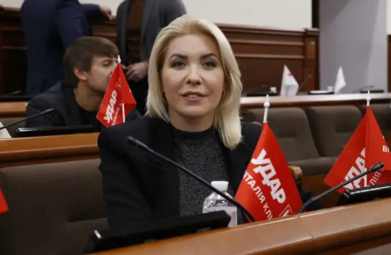 Корупційний бекграунд соратниці Віталія Кличка, яка влаштувала бенкет в день жалоби