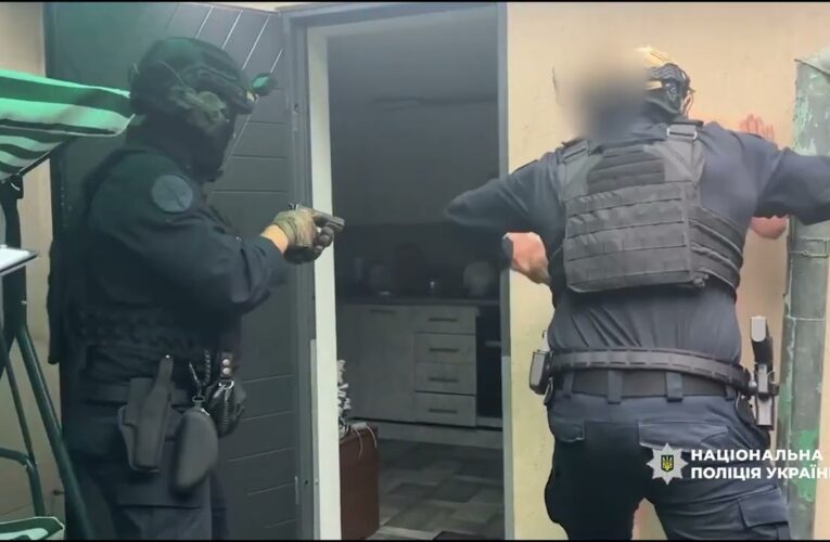 Ошукали українців на 2 млн грн: поліція спільно з молдавськими колегами викрила злочинне угруповання