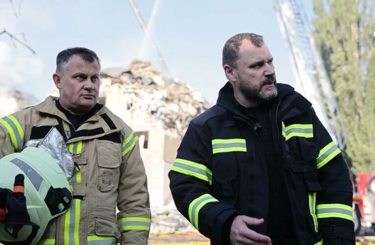 Понад 30 годин роботи тривали аварійно-пошукові роботи в Києві