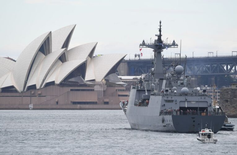 Австралія замовила 11 бойових кораблів у Японії