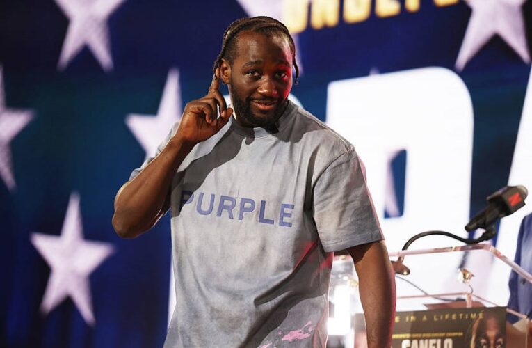 Через зустріч з Альваресом Кроуфорд втратить чемпіонський пояс