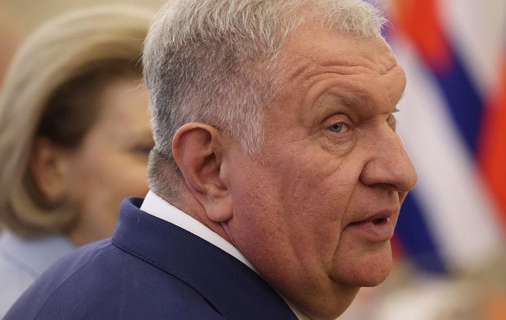 Новини бізнесу - Чистий прибуток Роснєфті впав майже на 70%.