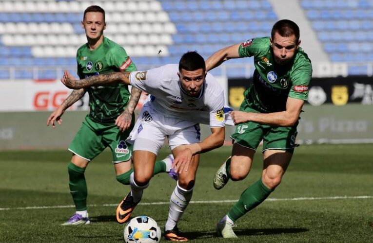 Динамо із численними влучними ударами по воротах обіграло Полісся