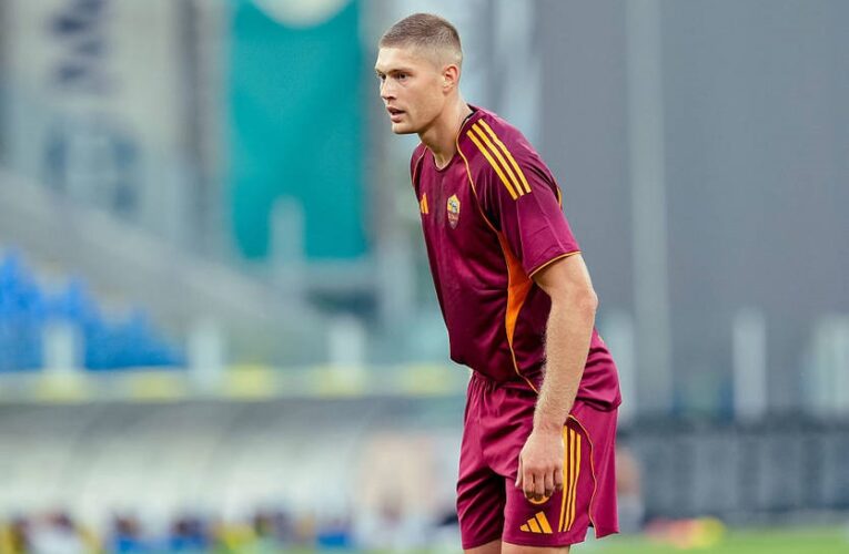 Довбик обрав Вільярреал, відхиливши пропозицію з Італії