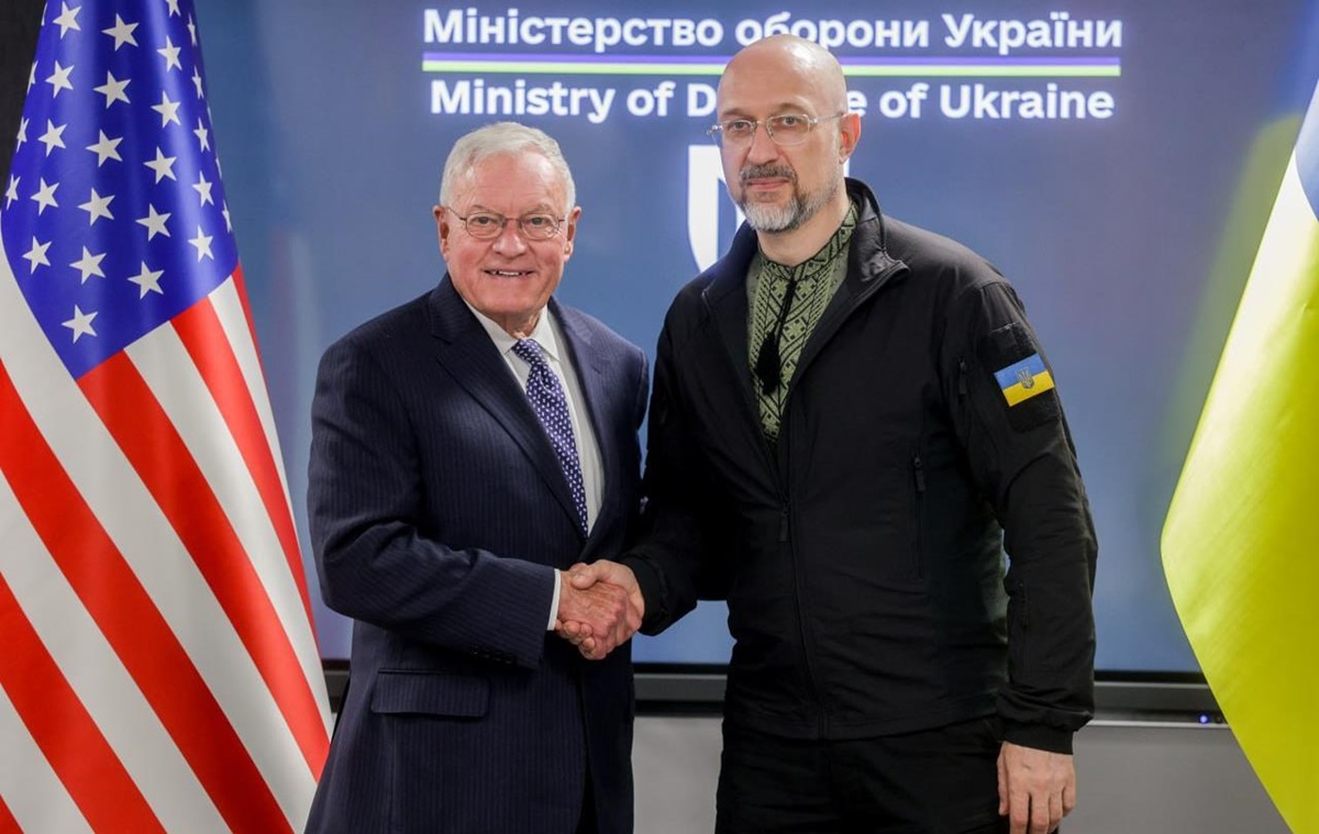 Новини України - Дронова угода зі США: Келлог отримав документи