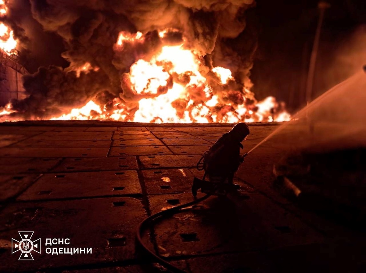 Новини України - ДСНС показала наслідки удару по Одещині