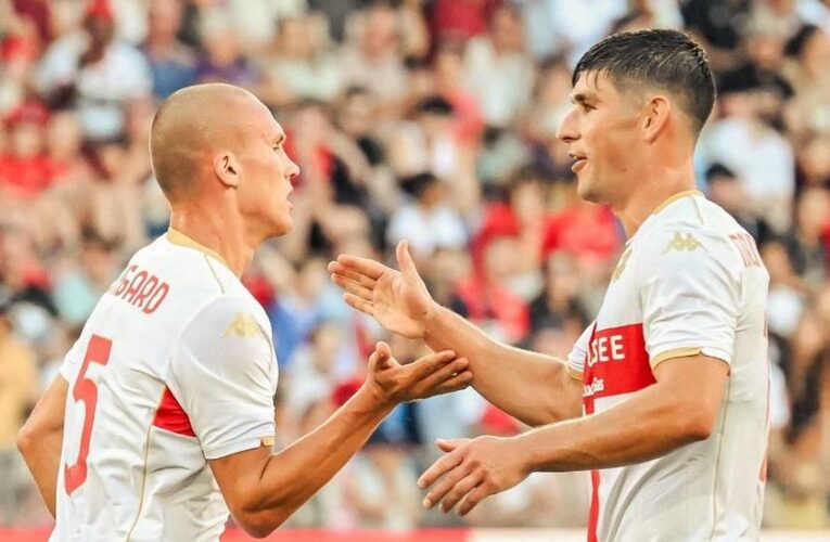 Дженоа уникнула поразки завдяки точному удару Маліновського